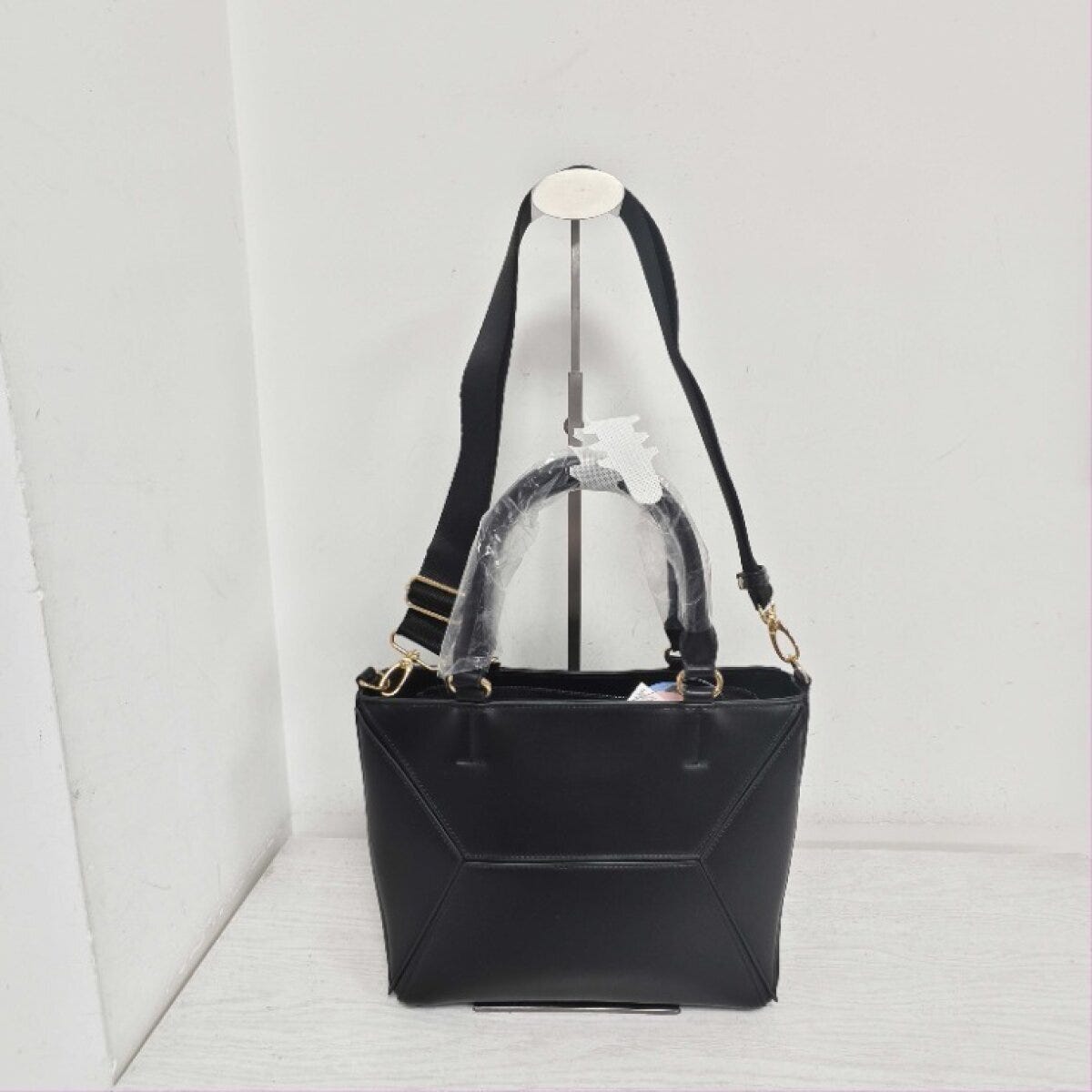 しまむらのバッグ（Hina）