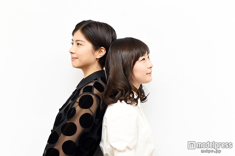 （左から）佐久間由衣、伊藤沙莉