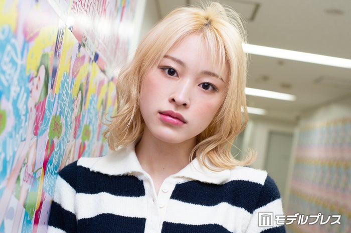 朝倉未来発掘の美女・美月、白ブラトップ＆ゆるデニムのマタニティフォト公開「可愛い」「素敵」の声