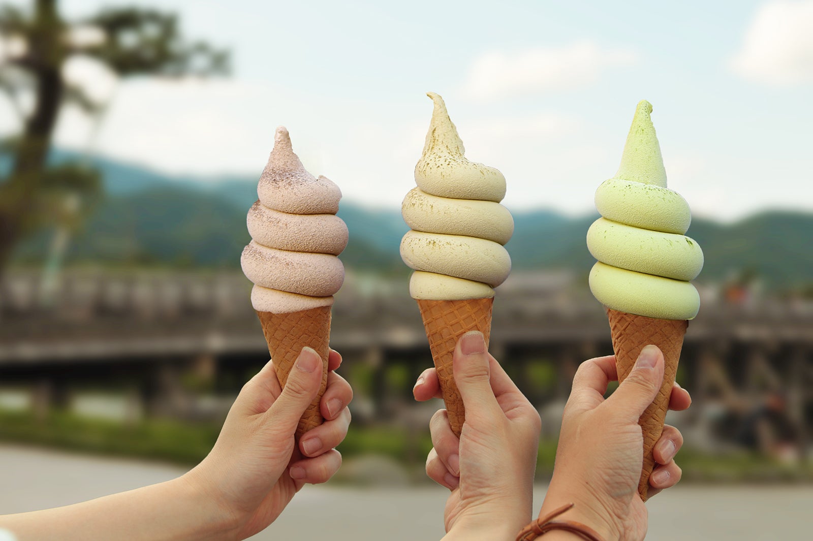 「ティーソフトクリーム」各480円／画像提供：きちり