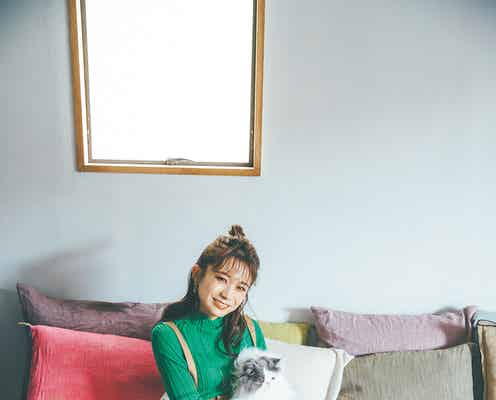 乃木坂46秋元真夏、猫までもトリコに OL企画久々登場