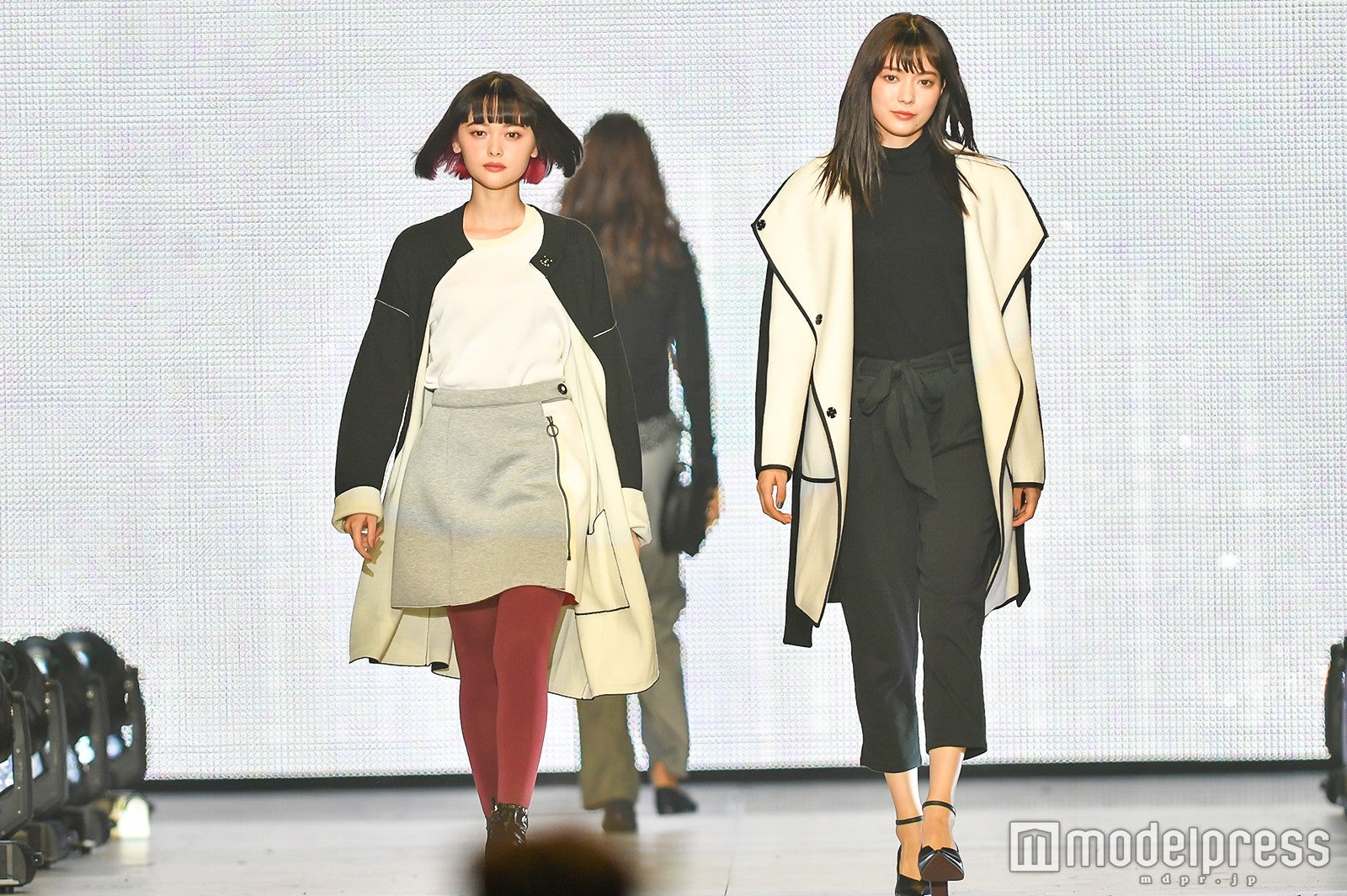 玉城ティナ、八木アリサ（C）モデルプレス