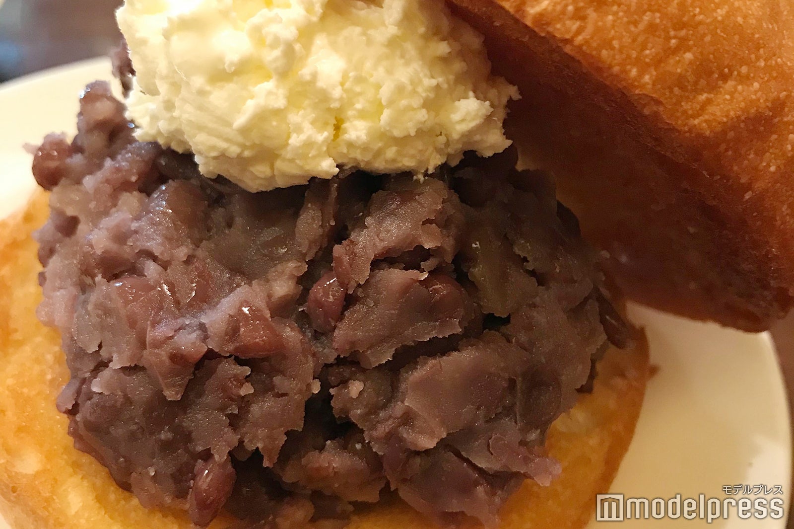 やすこさんが毎日手作りしている自家製のあんこはほどよく粒が残っているのが特徴！ （C）モデルプレス