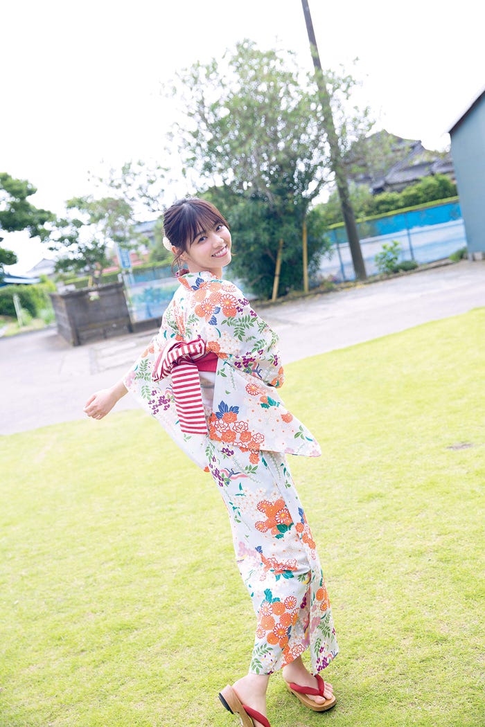 西野七瀬(C)佐藤佑一、光文社