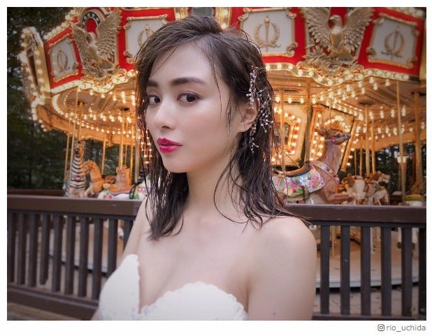 内田理央、胸元披露のウエディングドレス姿に絶賛の声「美しい」「結婚して」