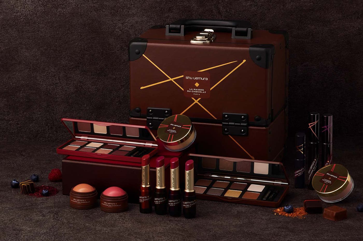 「ラ・メゾン・デュ・ショコラ×シュウ ウエムラ コレクション」※本品は食べ物ではありません※商品はイメージです