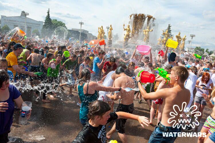 ラン×音楽フェス×水の新たなランイベント「WATERWARS」がアツい