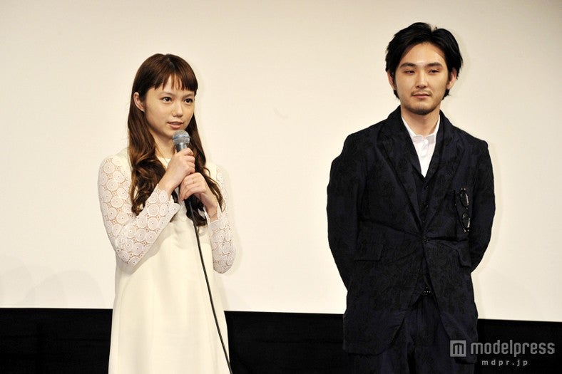 宮崎あおい、秋篠宮ご夫妻と映画鑑賞　懇談で笑顔