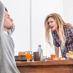 男性をダメ男にしてしまう女性の特徴4つ 付き合っているだけなのに…