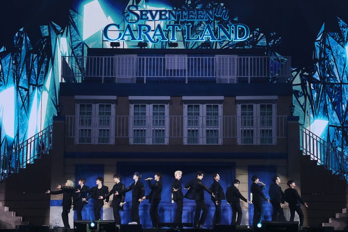 SEVENTEEN(P)&(C)PLEDIS Entertainment