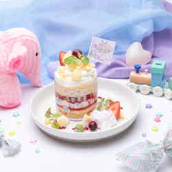 ちびちびうさまる ふわふわ ストロベリージャーケーキ1,540円(C)sakumaru/LINE