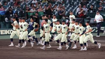 英明の香川純平監督は夏甲子園1勝 父・智彦前監督が11年夏に勝利して以来の初戦突破で父子勝利達成「うれしいですし、感謝ですね」