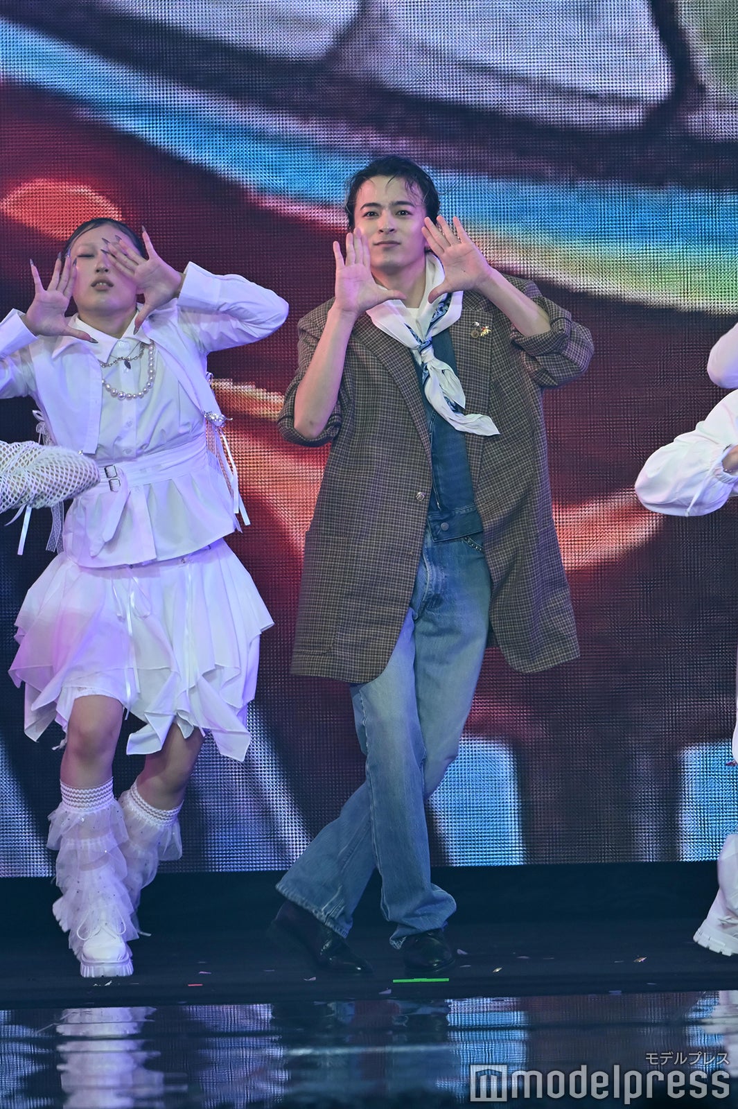 （C）モデルプレス