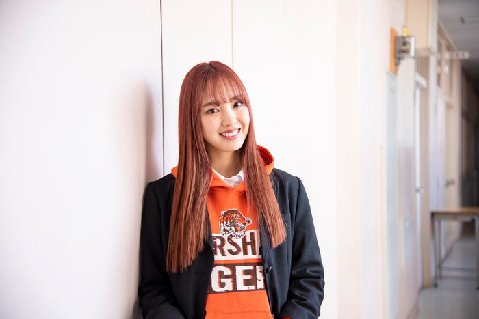 飯窪春菜(C)「都立水商!~令和~」製作委員会・MBS