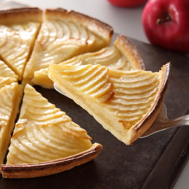 フランス産アップルのタルト¥495／画像提供：スターバックス コーヒー ジャパン