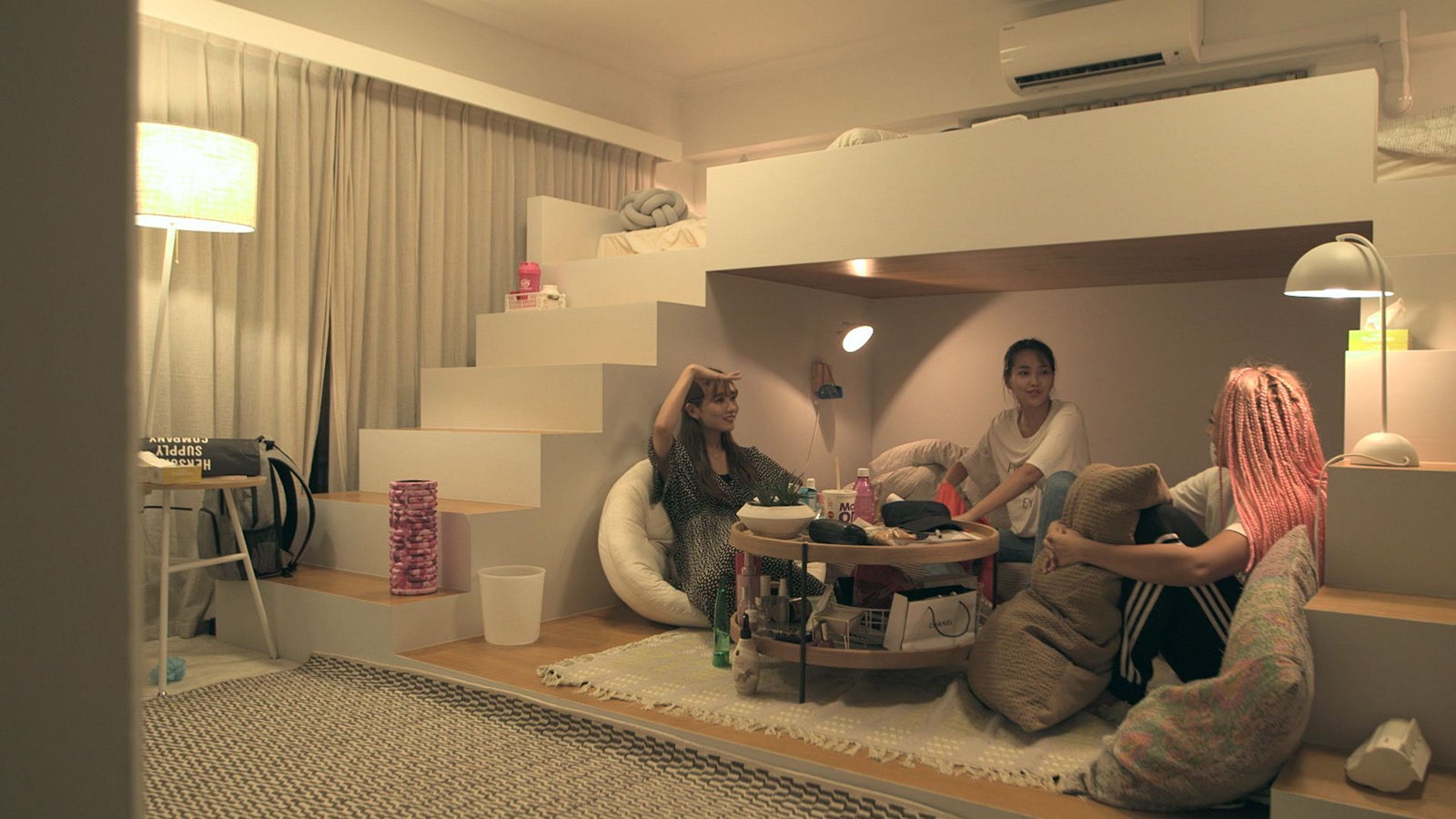 愛華、春花、花「TERRACE HOUSE TOKYO 2019-2020」21st WEEK（C）フジテレビ／イースト・エンタテインメント