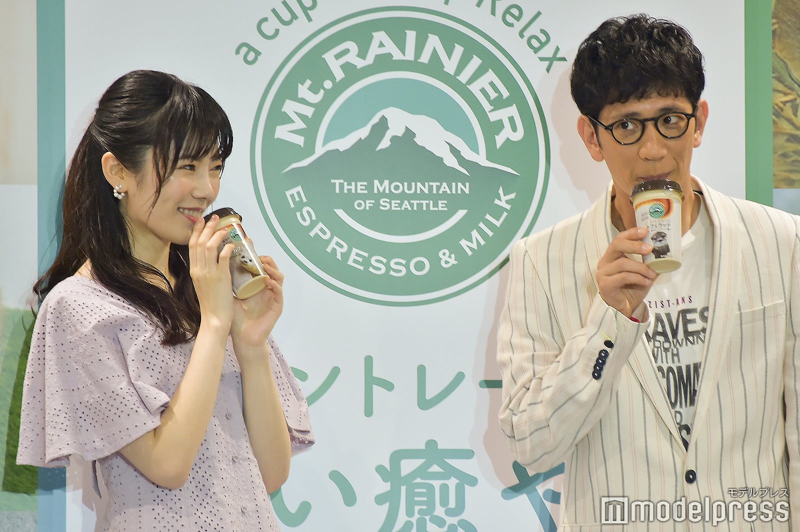 島崎遥香、柴田英嗣 （C）モデルプレス