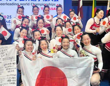 チアリーディング世界選手権は日本が12連覇！日体大のメンバー16人が完成度の高い演技を披露