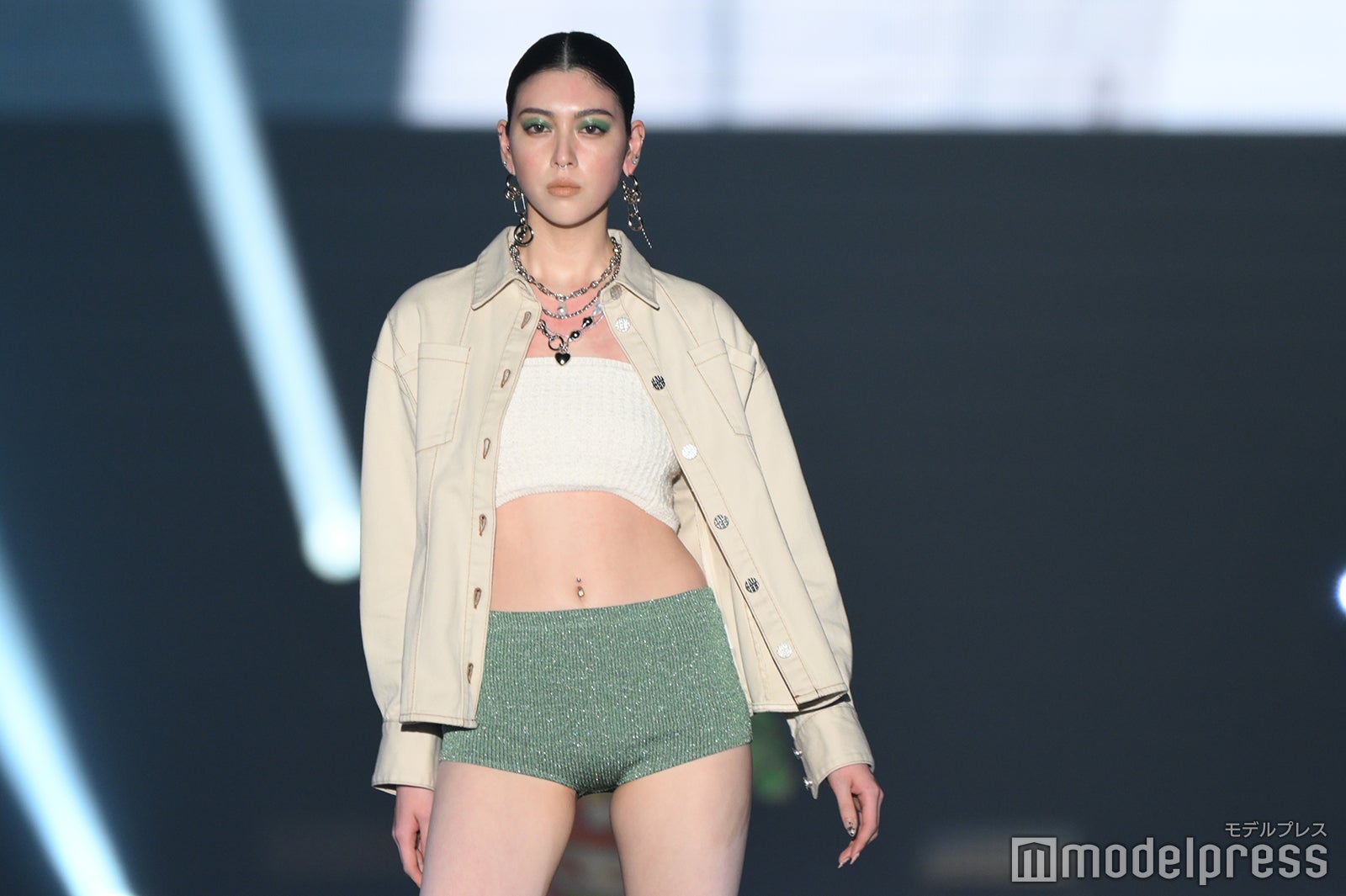 三吉彩花（C）モデルプレス