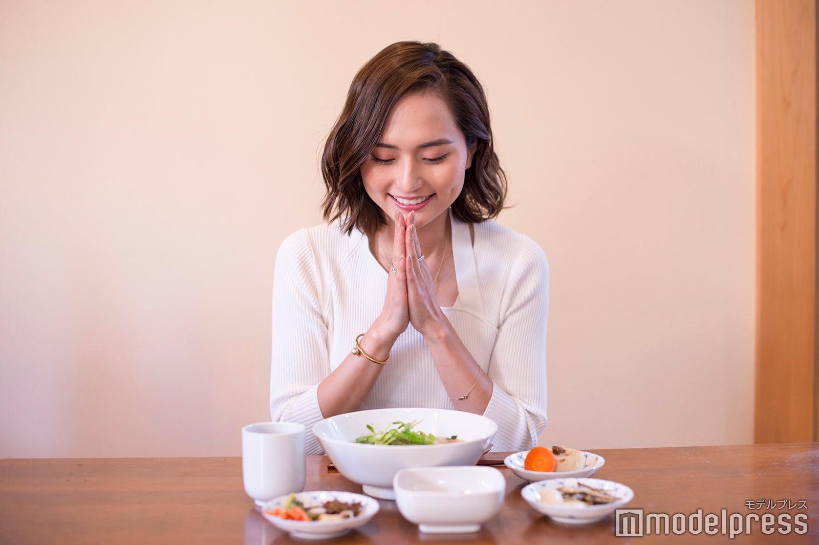 山賀琴子（C）モデルプレス