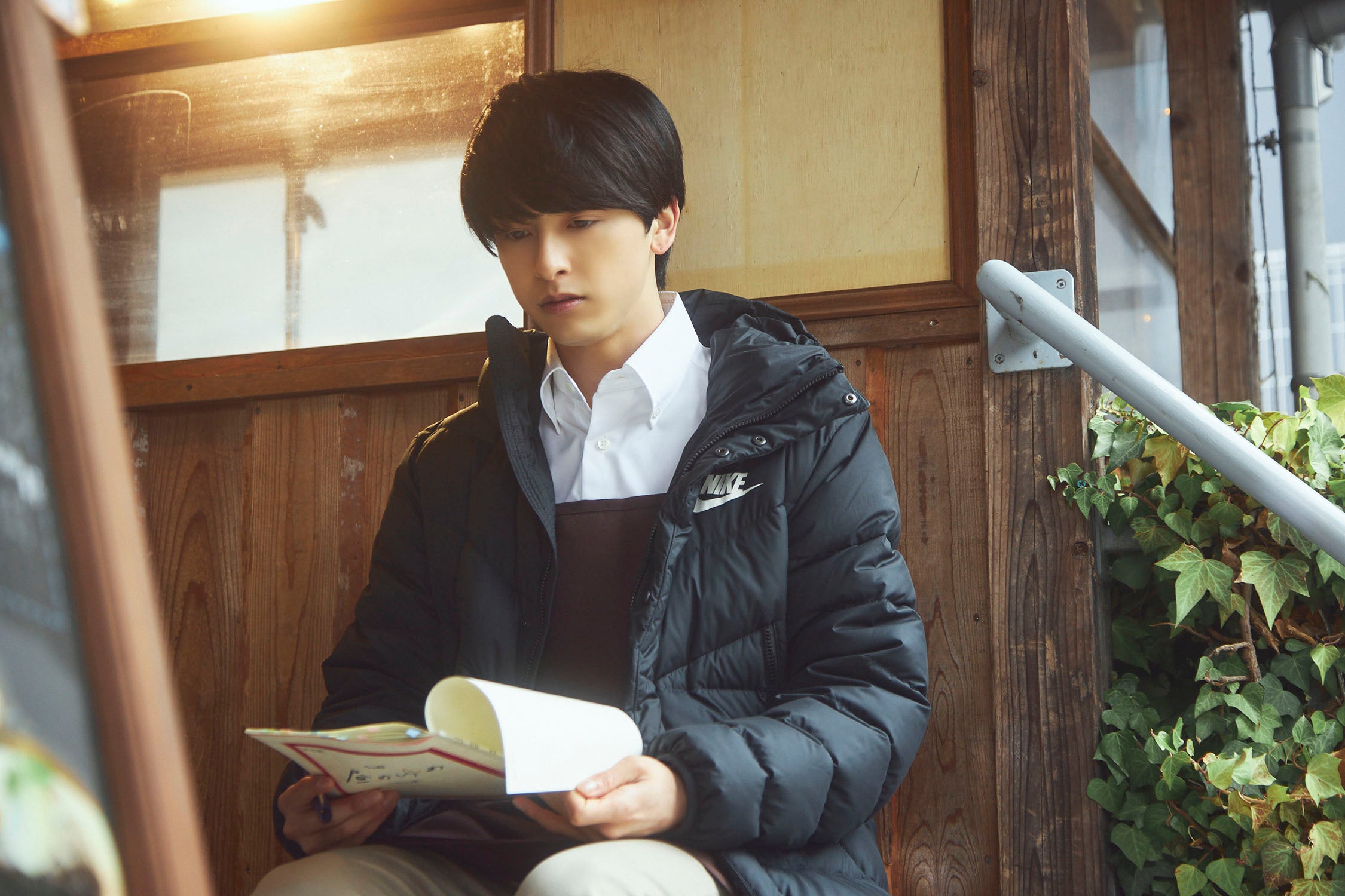 「２５時、赤坂で」第2話より（C）「２５時、赤坂で」製作委員会