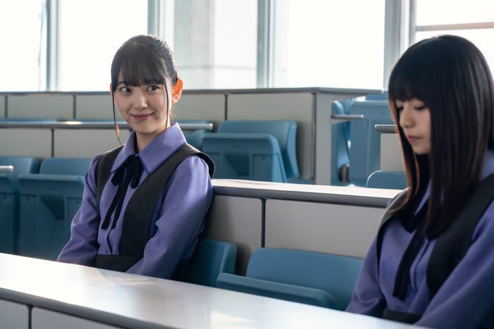 堀未央奈、齋藤飛鳥/「ザンビ」第3話より(C)czambi project