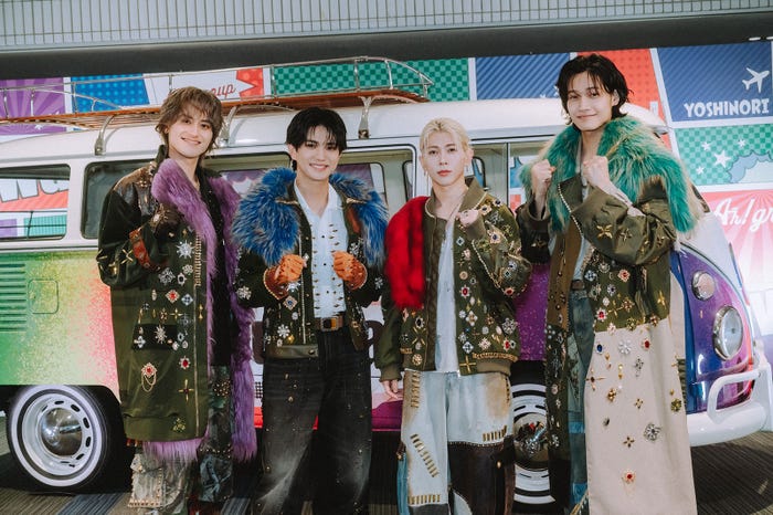 Aぇ! group(左から)小島健、正門良規、末澤誠也、佐野晶哉/撮影:Kosuke Ito(提供写真)