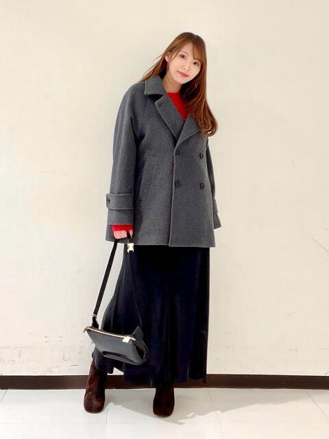 ピーコートコーデ 2025女性おすすめアウターピーコートコーデ