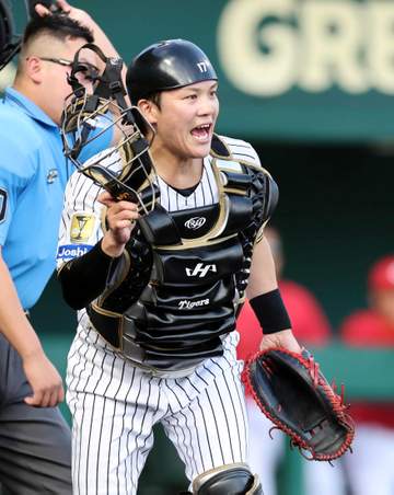阪神・伏見 実戦復帰で収穫の3回 腰に違和感なし 平田2軍監督「雰囲気が違う」好リードに賛辞