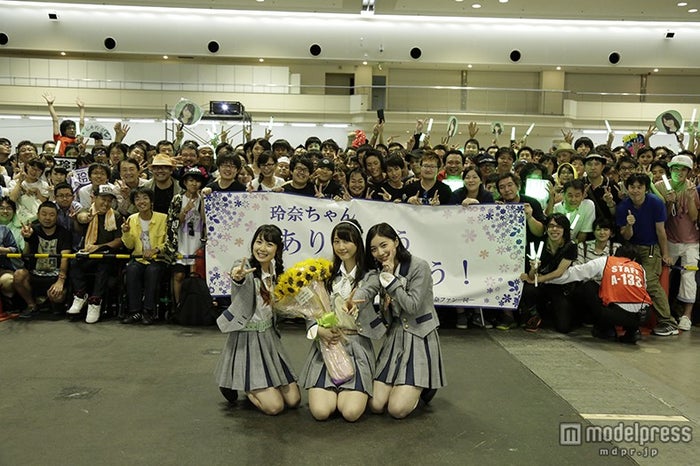 Ske48松井玲奈 ラスト握手会で 玲奈ちゃん コール止まず ファン00人に感謝 モデルプレス Ske48松井玲奈 ラスト握手会で 玲奈ちゃん コール止まず ファン00人に感謝 モデルプレス