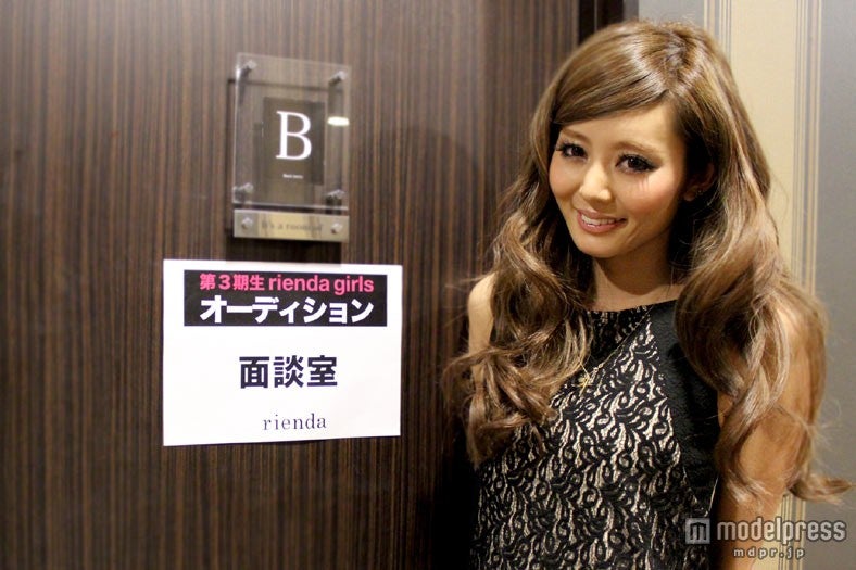 一次応募通過者面談にて審査員を努めたrienda girlsリーダーのムラミ