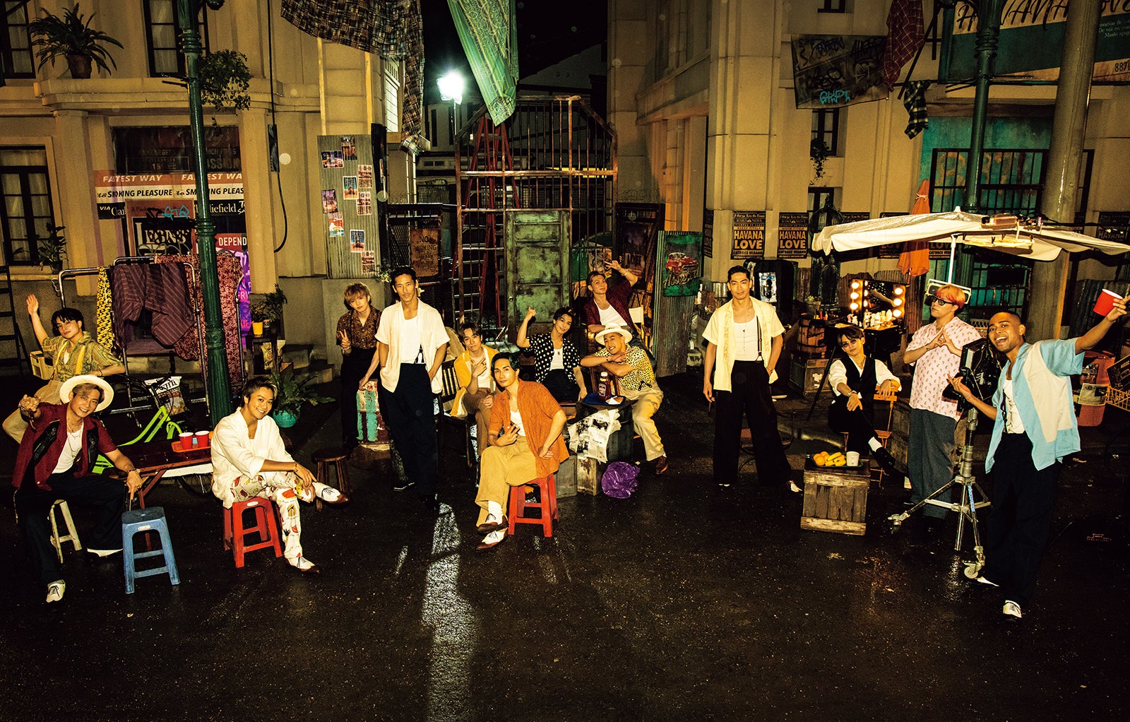 EXILEが表紙に AKIRA、20周年イヤーへの想い語る「新たな“EXILEエンタテインメント”を」