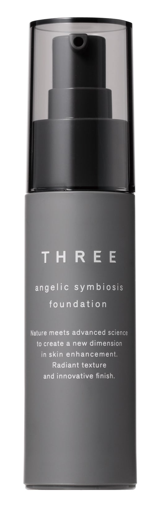 「THREE アンジェリックシンバイオシスファンデーション」／画像提供：THREE