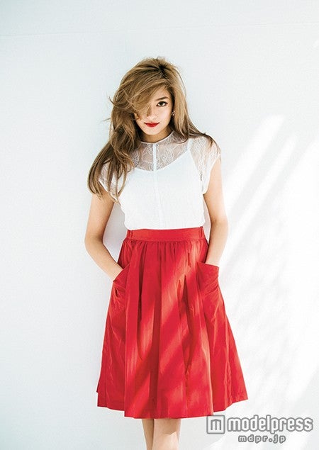 ローラ／「PEACH JOHN 2015 Summer vol.93」