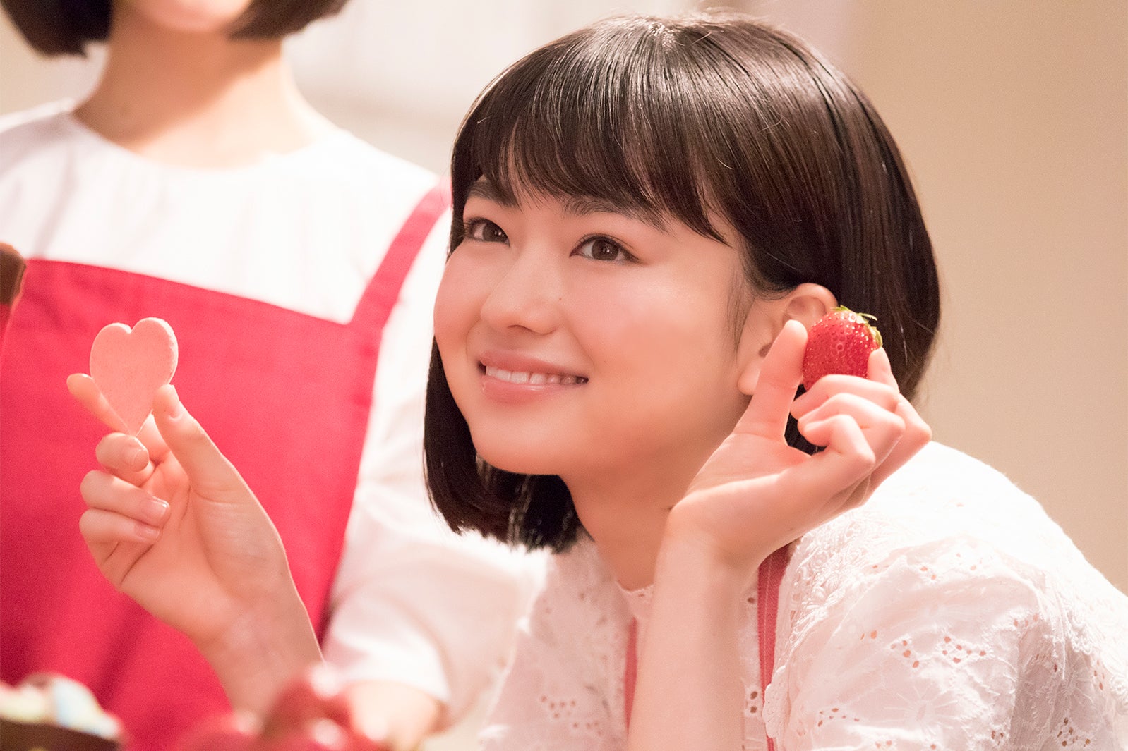 浜辺美波 山田杏奈 久間田琳加サイン入りミラー