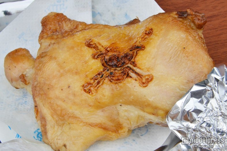 原作でもお馴染みの骨付き肉