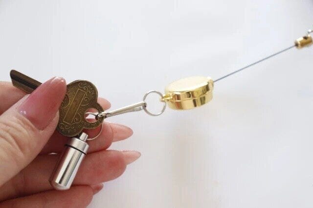 ダイソー　リールホルダー（スモールサイズ）　