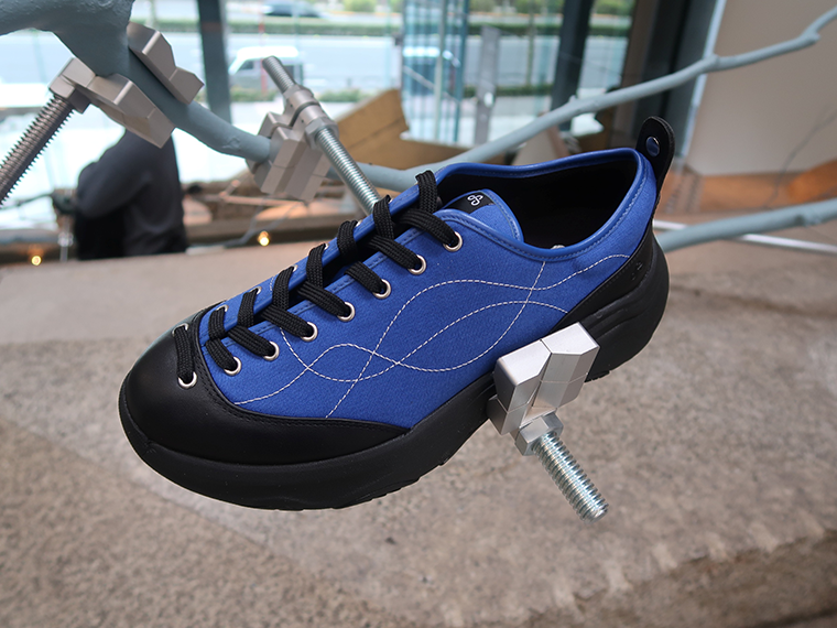 フットウェア「OAO」26年春夏 日本らしさを反映した曲線のスタイル