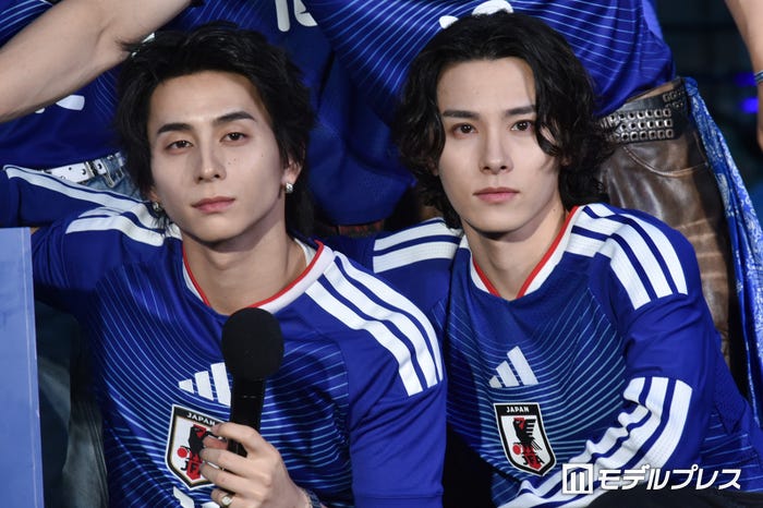 西洸人、川西拓実(C)モデルプレス