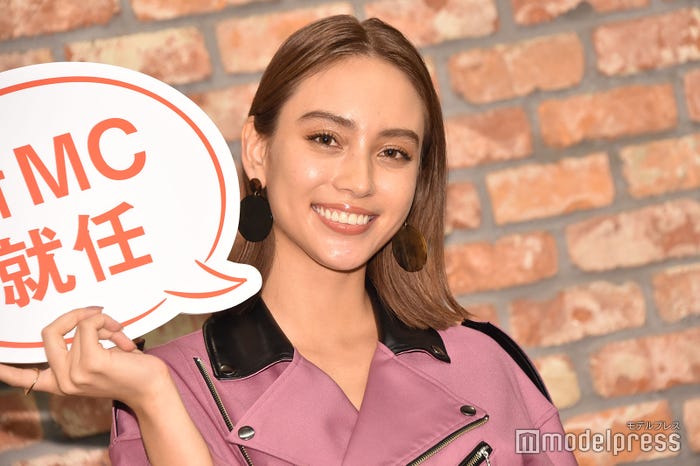 滝沢カレン(C)モデルプレス