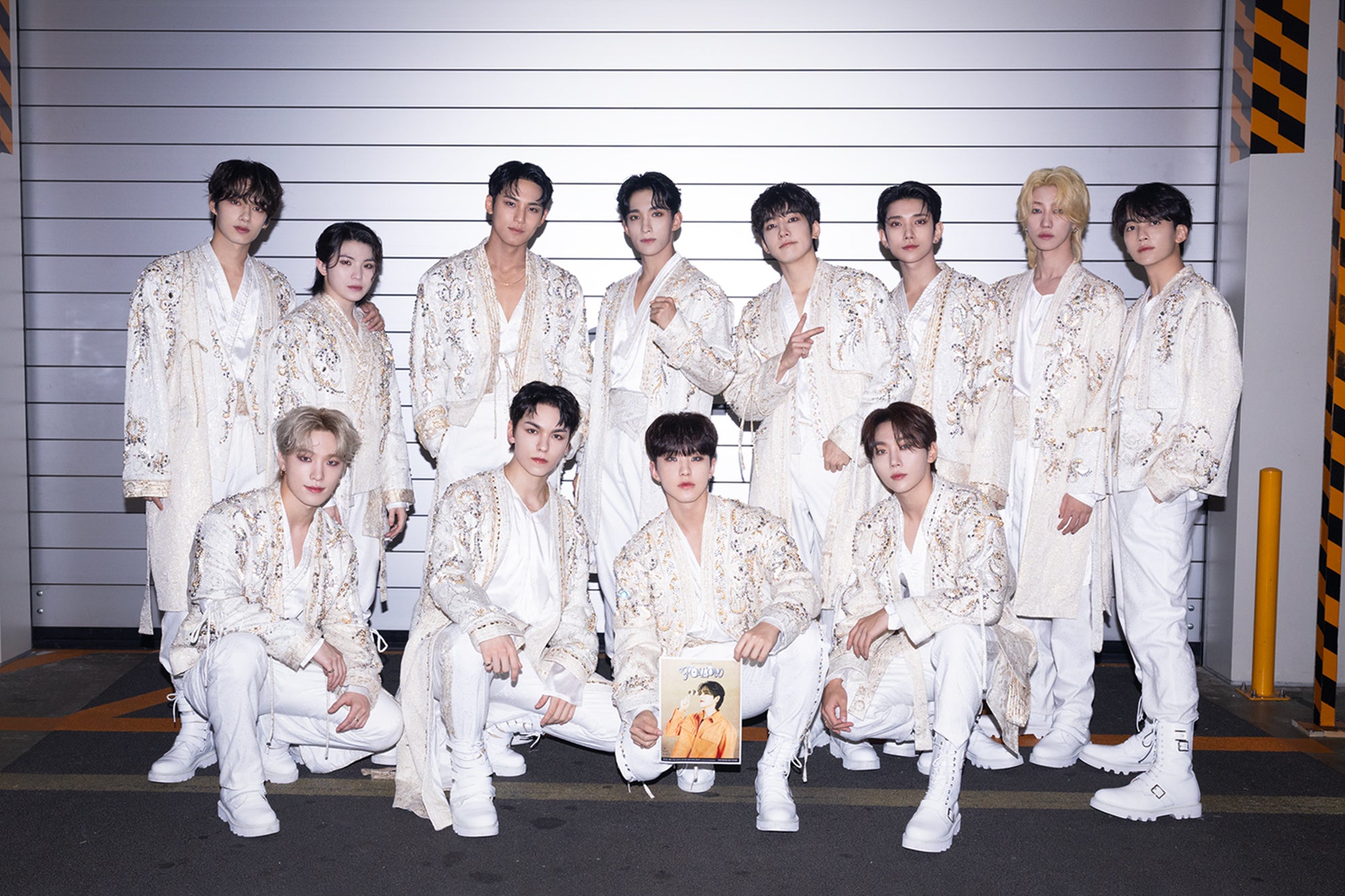 SEVENTEEN公式Xより