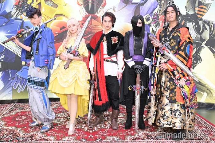 渡辺碧斗、村上愛花、酒井大成、平川結月、佳久創 (C)モデルプレス