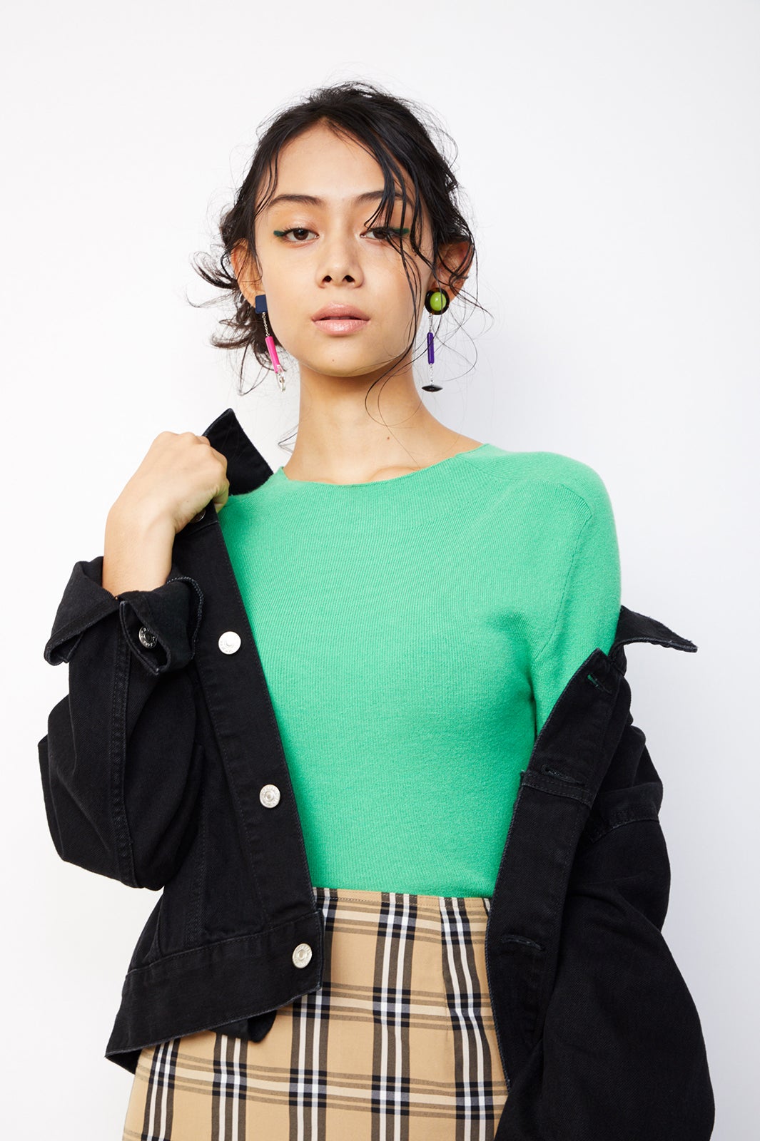 カラーレイヤード／衣装協力：SLY