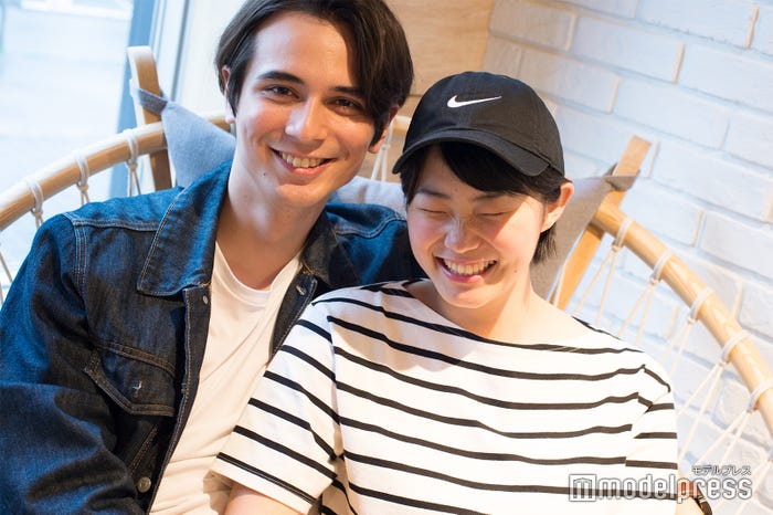 岡本至恩、佐藤つば冴(C)モデルプレス