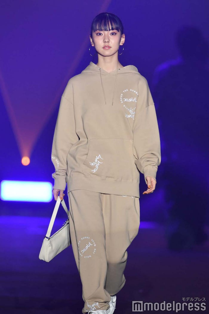 菱田未渚(C)モデルプレス