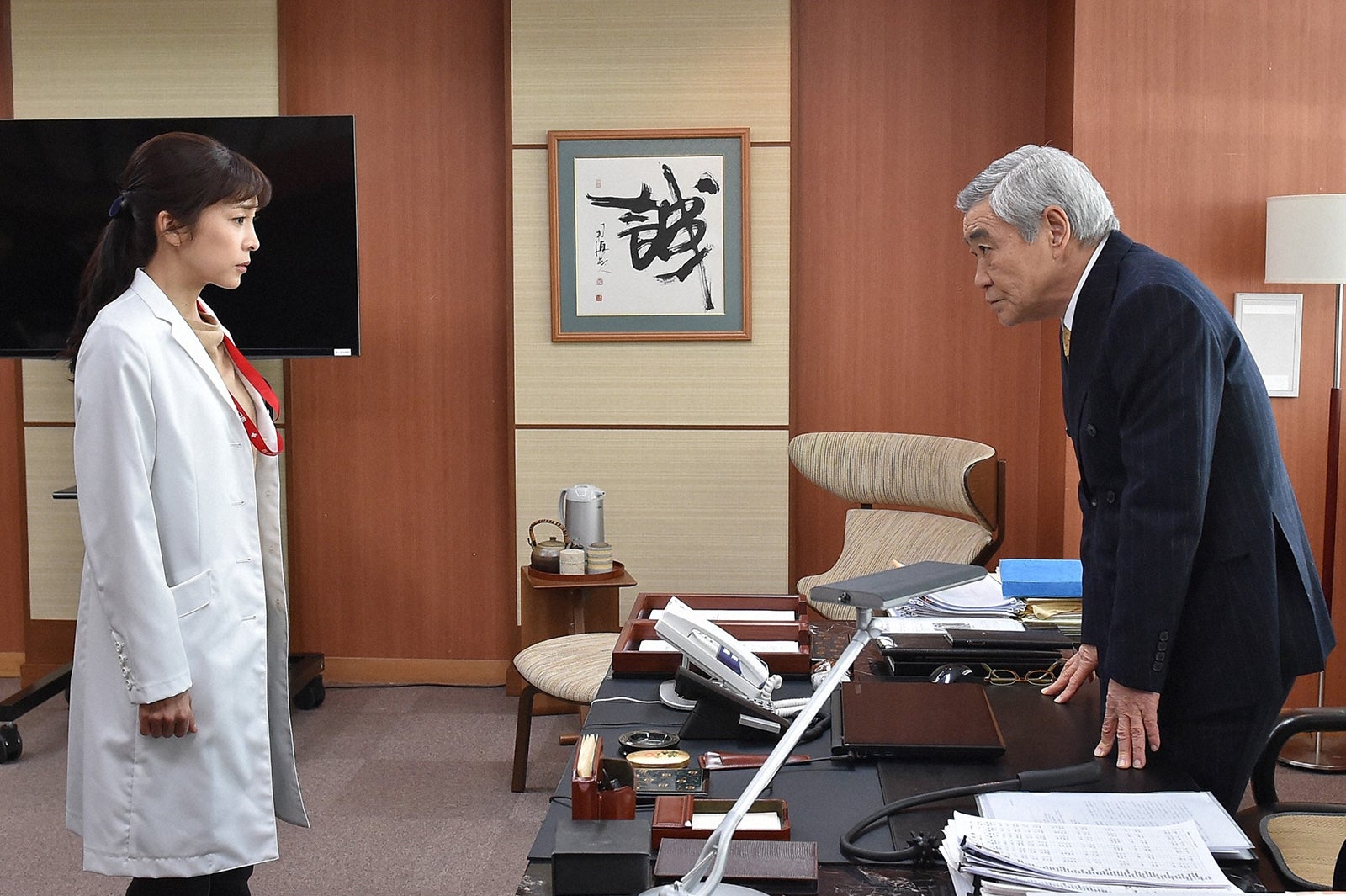 竹内結子、柄本明「A LIFE～愛しき人～」第3話より（C）TBS