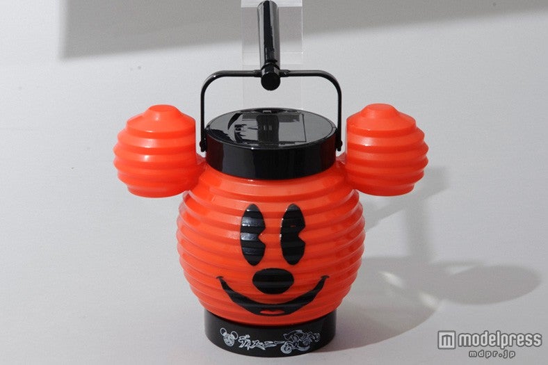 TDL：ライトランタン￥1800／（C）Disney