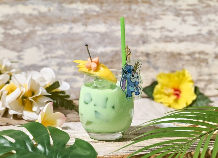 ＜スクランプ＞メロンミルク税込990円（C）Disney