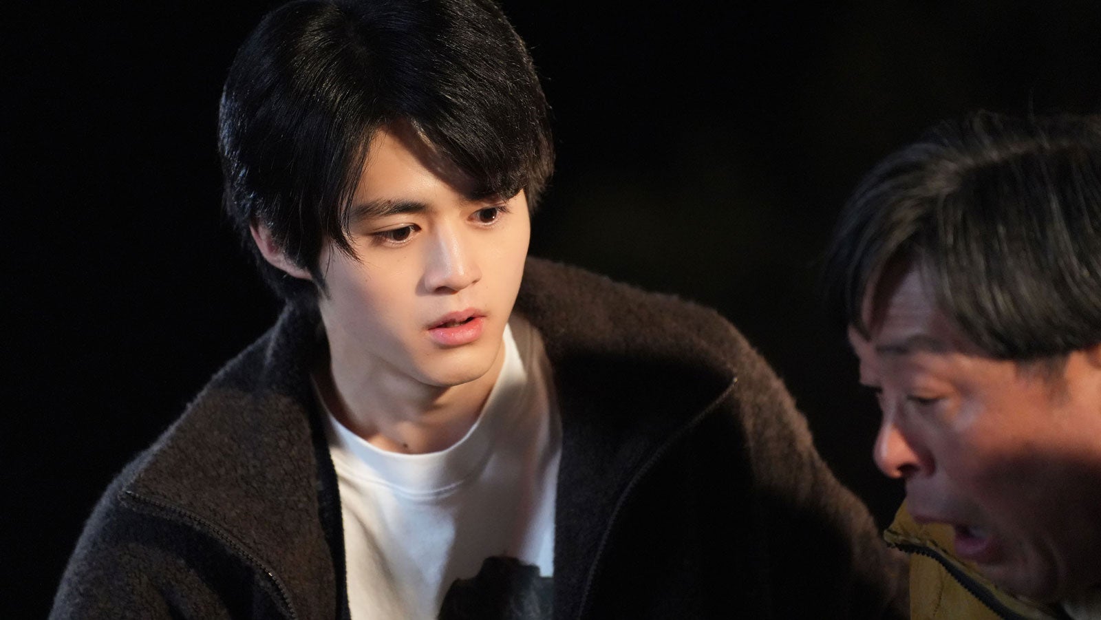 ＜闇バイト家族 第6話＞家族5人、死体発見 謎の一家と荷物すり替わりでピンチ