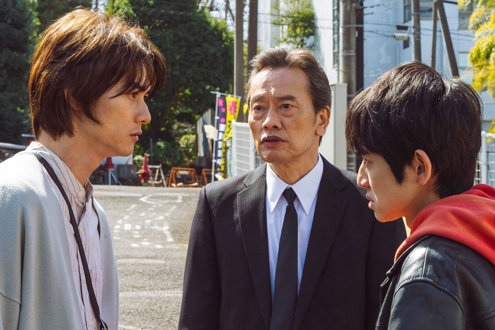 栁俊太郎、遠藤憲一、本郷奏多（C）日本テレビ